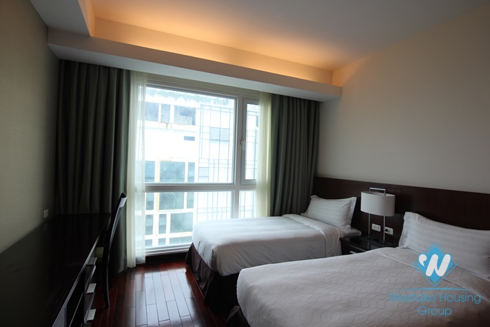 A splendid 3 bedroom apartment for rent in Fraser Suites, Tay Ho 